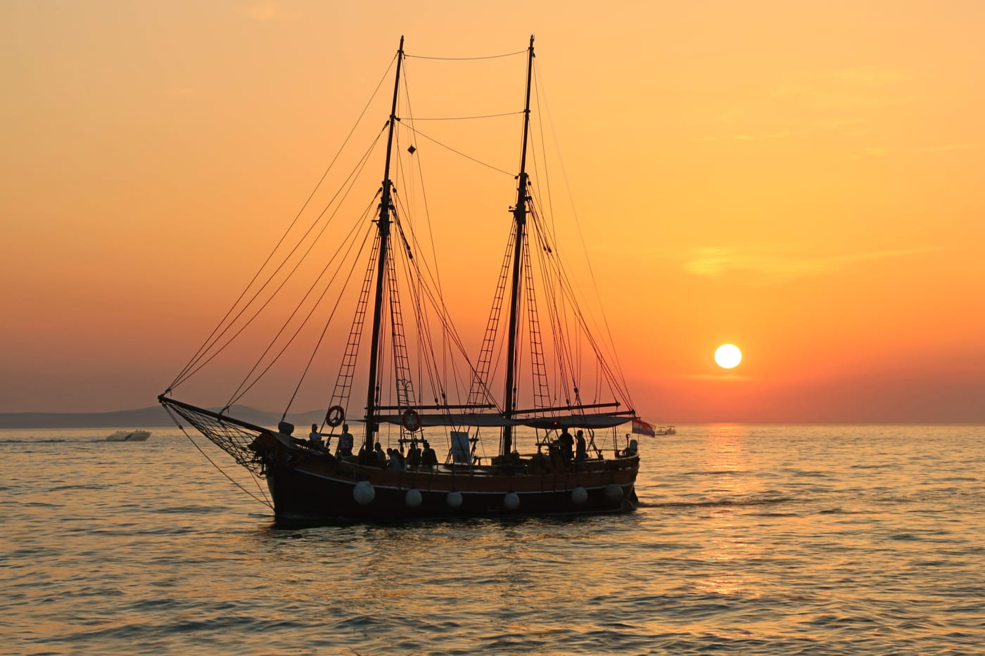 A ship comes loaded!