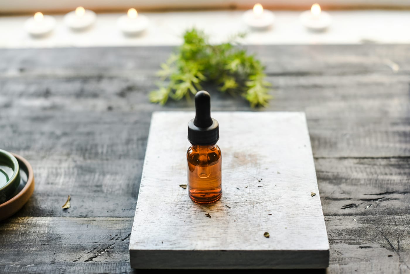 Natural Ways to Support Labor and Delivery Using Essential Oils